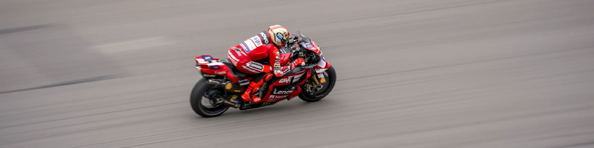 Milieumatten voor Motoren | SIXTEN
